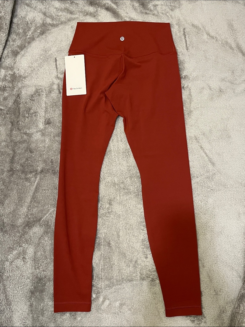 🆕 Lululemon Align No Line HR Pant 28” in Cranberry Charm, size 8